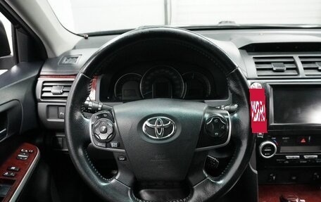 Toyota Camry, 2012 год, 1 570 000 рублей, 10 фотография