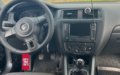 Volkswagen Jetta VI, 2013 год, 1 199 000 рублей, 13 фотография