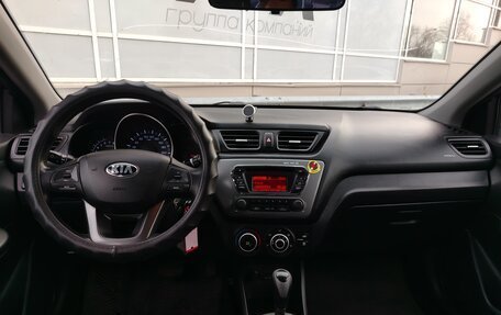 KIA Rio III рестайлинг, 2015 год, 897 000 рублей, 5 фотография