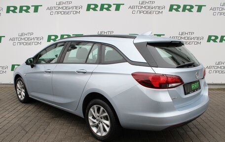 Opel Astra K, 2017 год, 1 350 000 рублей, 4 фотография