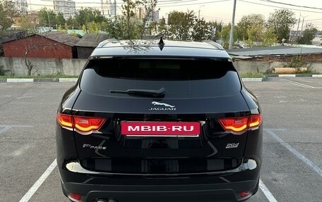 Jaguar F-Pace, 2017 год, 3 150 000 рублей, 4 фотография