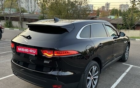 Jaguar F-Pace, 2017 год, 3 150 000 рублей, 5 фотография