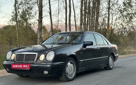 Mercedes-Benz E-Класс, 1998 год, 570 000 рублей, 10 фотография