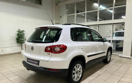 Volkswagen Tiguan I, 2009 год, 1 060 000 рублей, 2 фотография