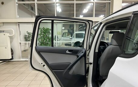 Volkswagen Tiguan I, 2009 год, 1 060 000 рублей, 15 фотография