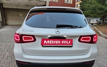 Mercedes-Benz GLC, 2021 год, 4 490 000 рублей, 2 фотография