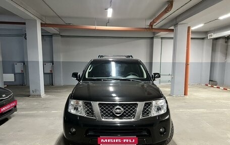 Nissan Pathfinder, 2011 год, 2 100 000 рублей, 2 фотография