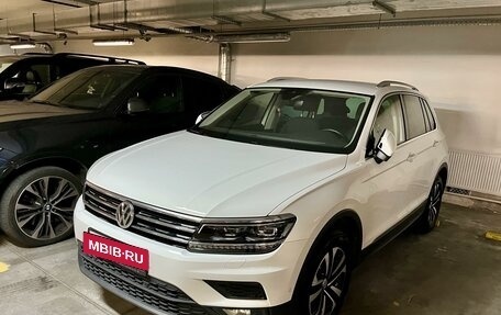 Volkswagen Tiguan II, 2019 год, 3 690 000 рублей, 21 фотография