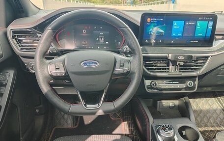 Ford Focus IV, 2022 год, 2 190 000 рублей, 14 фотография