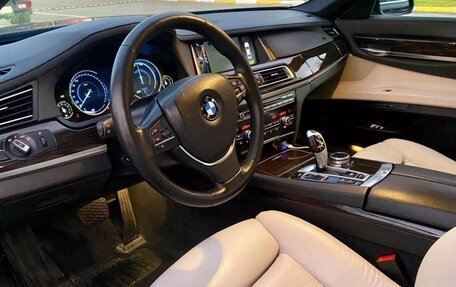 BMW 7 серия, 2014 год, 2 650 000 рублей, 9 фотография