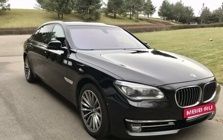 BMW 7 серия, 2014 год, 2 650 000 рублей, 4 фотография