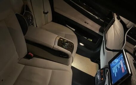 BMW 7 серия, 2014 год, 2 650 000 рублей, 15 фотография