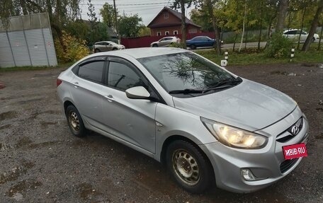 Hyundai Solaris II рестайлинг, 2011 год, 615 000 рублей, 5 фотография