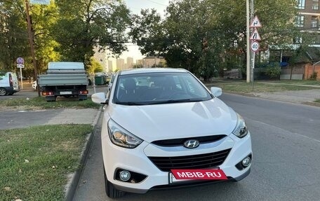 Hyundai ix35 I рестайлинг, 2013 год, 1 750 000 рублей, 2 фотография