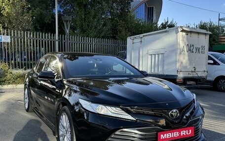 Toyota Camry, 2020 год, 3 400 000 рублей, 2 фотография