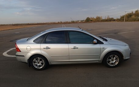 Ford Focus II рестайлинг, 2006 год, 570 000 рублей, 3 фотография