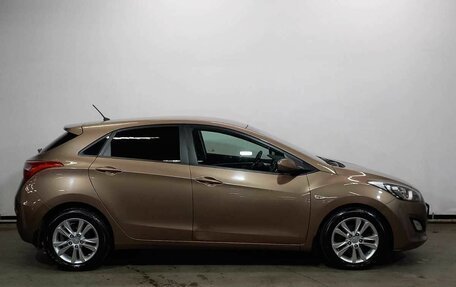 Hyundai i30 II рестайлинг, 2012 год, 1 220 000 рублей, 4 фотография