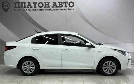 KIA Rio IV, 2018 год, 998 000 рублей, 4 фотография