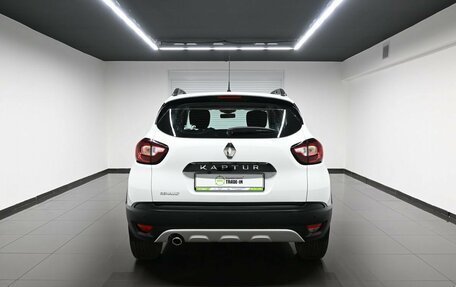 Renault Kaptur I рестайлинг, 2018 год, 1 645 000 рублей, 4 фотография