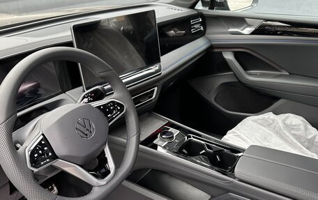 Volkswagen Tiguan, 2024 год, 5 860 000 рублей, 4 фотография