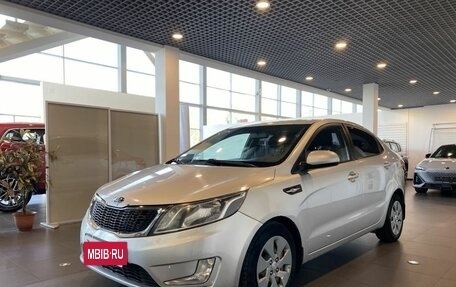 KIA Rio III рестайлинг, 2014 год, 1 075 000 рублей, 7 фотография