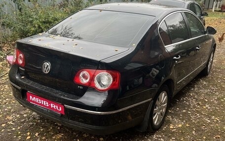 Volkswagen Passat B6, 2005 год, 850 000 рублей, 3 фотография