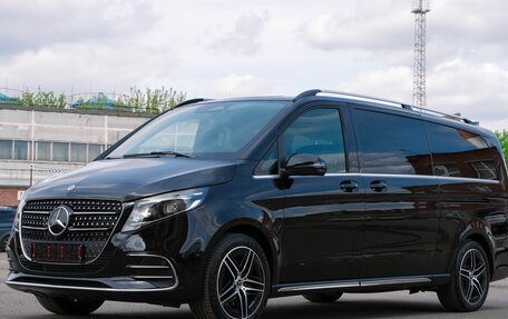 Mercedes-Benz V-Класс, 2024 год, 34 000 000 рублей, 17 фотография