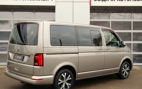 Volkswagen Caravelle T6 рестайлинг, 2020 год, 5 250 000 рублей, 2 фотография