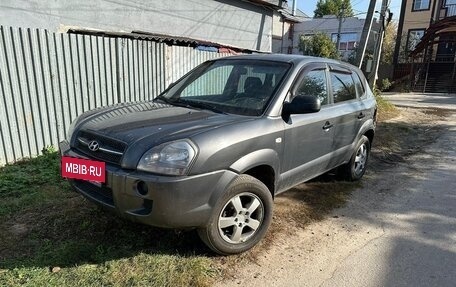 Hyundai Tucson III, 2008 год, 669 000 рублей, 2 фотография