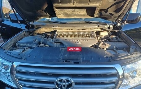 Toyota Land Cruiser 200, 2011 год, 3 650 000 рублей, 24 фотография