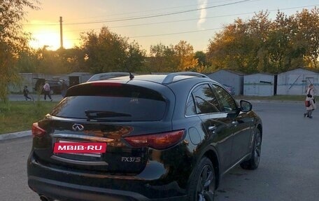 Infiniti FX II, 2011 год, 2 380 000 рублей, 13 фотография