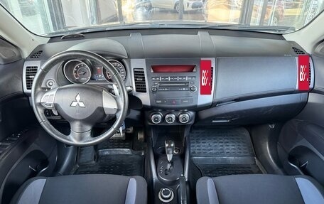 Mitsubishi Outlander III рестайлинг 3, 2011 год, 1 289 000 рублей, 11 фотография