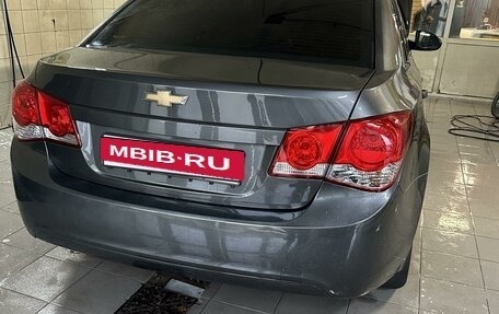 Chevrolet Cruze II, 2010 год, 790 000 рублей, 16 фотография