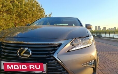 Lexus ES VII, 2016 год, 3 300 000 рублей, 3 фотография