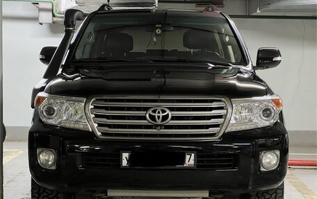 Toyota Land Cruiser 200, 2012 год, 3 900 000 рублей, 2 фотография