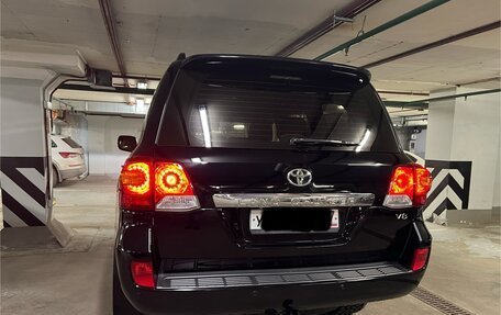 Toyota Land Cruiser 200, 2012 год, 3 900 000 рублей, 4 фотография