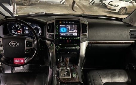 Toyota Land Cruiser 200, 2012 год, 3 900 000 рублей, 7 фотография