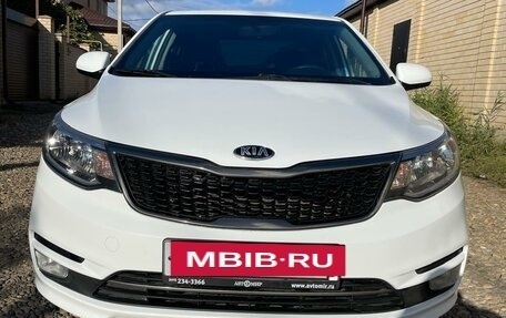 KIA Rio III рестайлинг, 2016 год, 920 000 рублей, 3 фотография