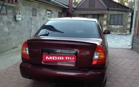 Hyundai Accent III, 2010 год, 650 000 рублей, 3 фотография