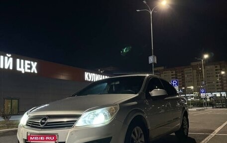 Opel Astra H, 2008 год, 470 000 рублей, 2 фотография