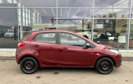 Mazda 2 III, 2011 год, 849 000 рублей, 4 фотография