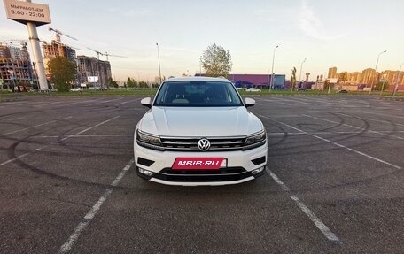 Volkswagen Tiguan II, 2017 год, 2 780 000 рублей, 2 фотография