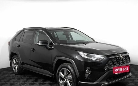 Toyota RAV4, 2021 год, 3 900 000 рублей, 4 фотография