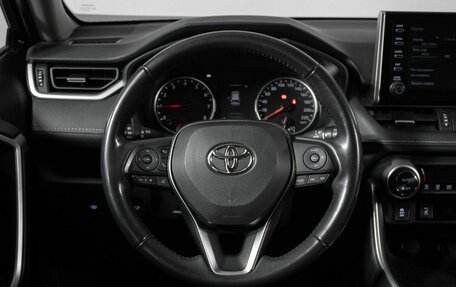 Toyota RAV4, 2021 год, 3 900 000 рублей, 14 фотография