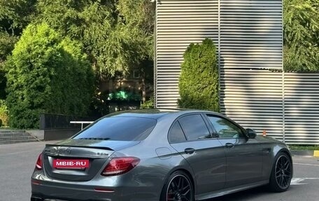 Mercedes-Benz E-Класс AMG, 2017 год, 8 850 000 рублей, 2 фотография