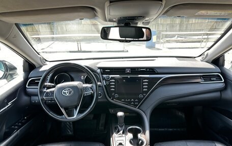 Toyota Camry, 2018 год, 2 580 000 рублей, 17 фотография