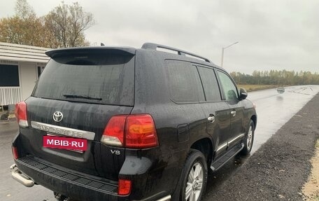 Toyota Land Cruiser 200, 2014 год, 5 000 000 рублей, 8 фотография