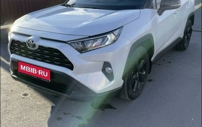 Toyota RAV4, 2021 год, 4 250 000 рублей, 1 фотография