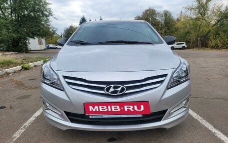 Hyundai Solaris II рестайлинг, 2016 год, 1 700 000 рублей, 3 фотография