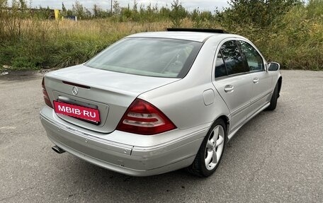 Mercedes-Benz C-Класс, 2005 год, 650 000 рублей, 11 фотография